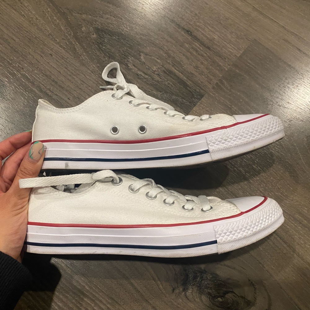 Converse Women’s White Low Top Chucks - Size 7.5